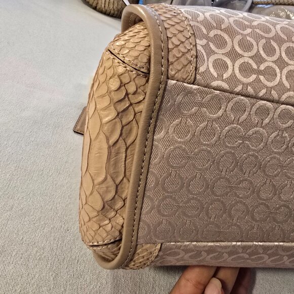 Coach Madison NEW NWT Optic Art Pearl Small Phoebe Python Gorgeous Bag Purse Bag - Picture 10 of 14